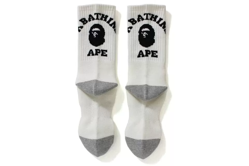 BAPE COLLEGE SOCKS WHITE