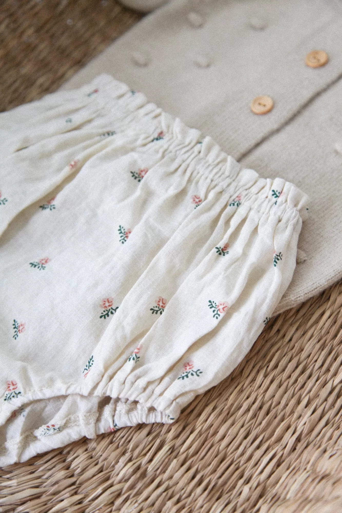 Beige Ditsy Floral Bloomers