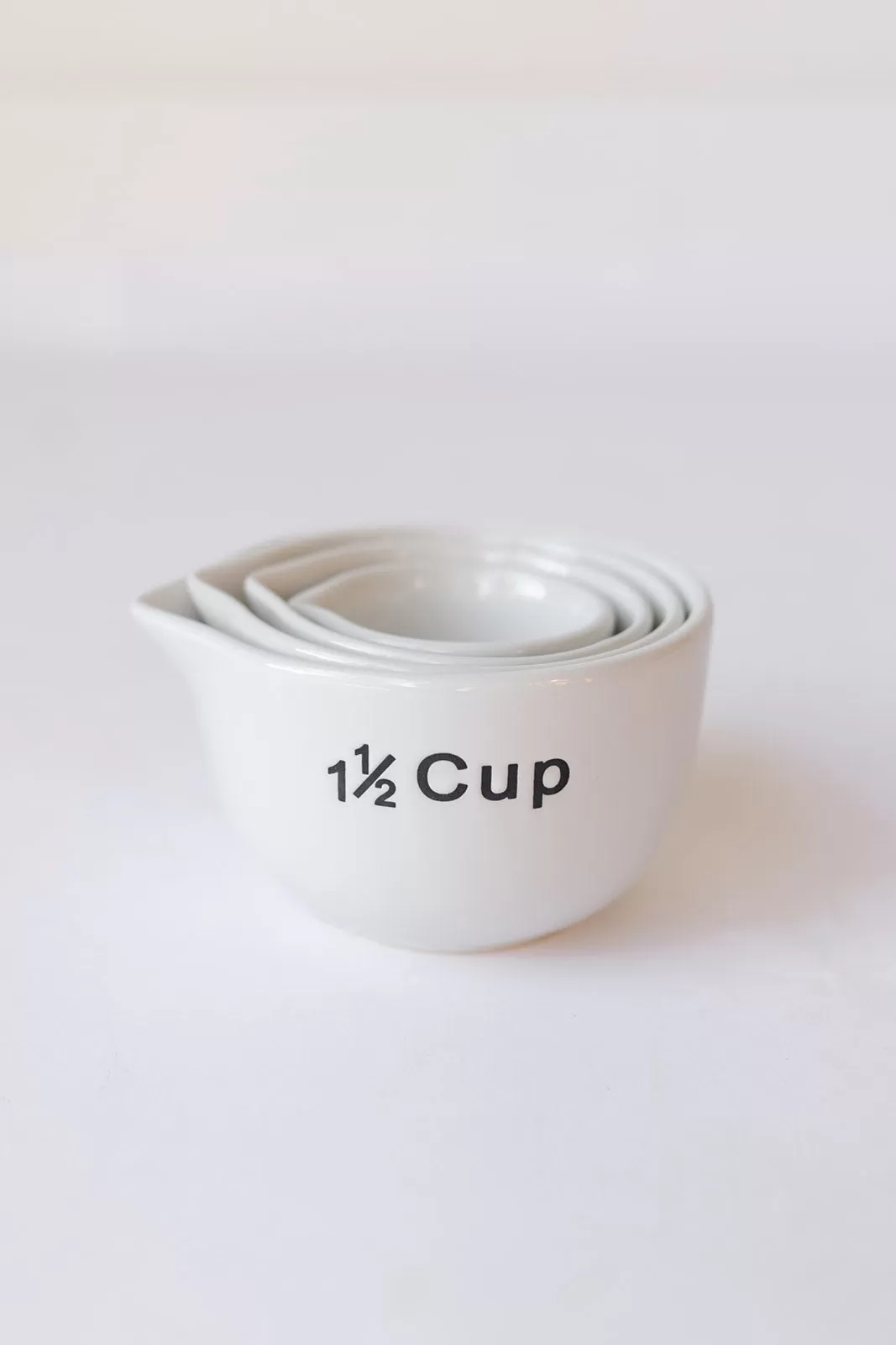 betty measuring cups