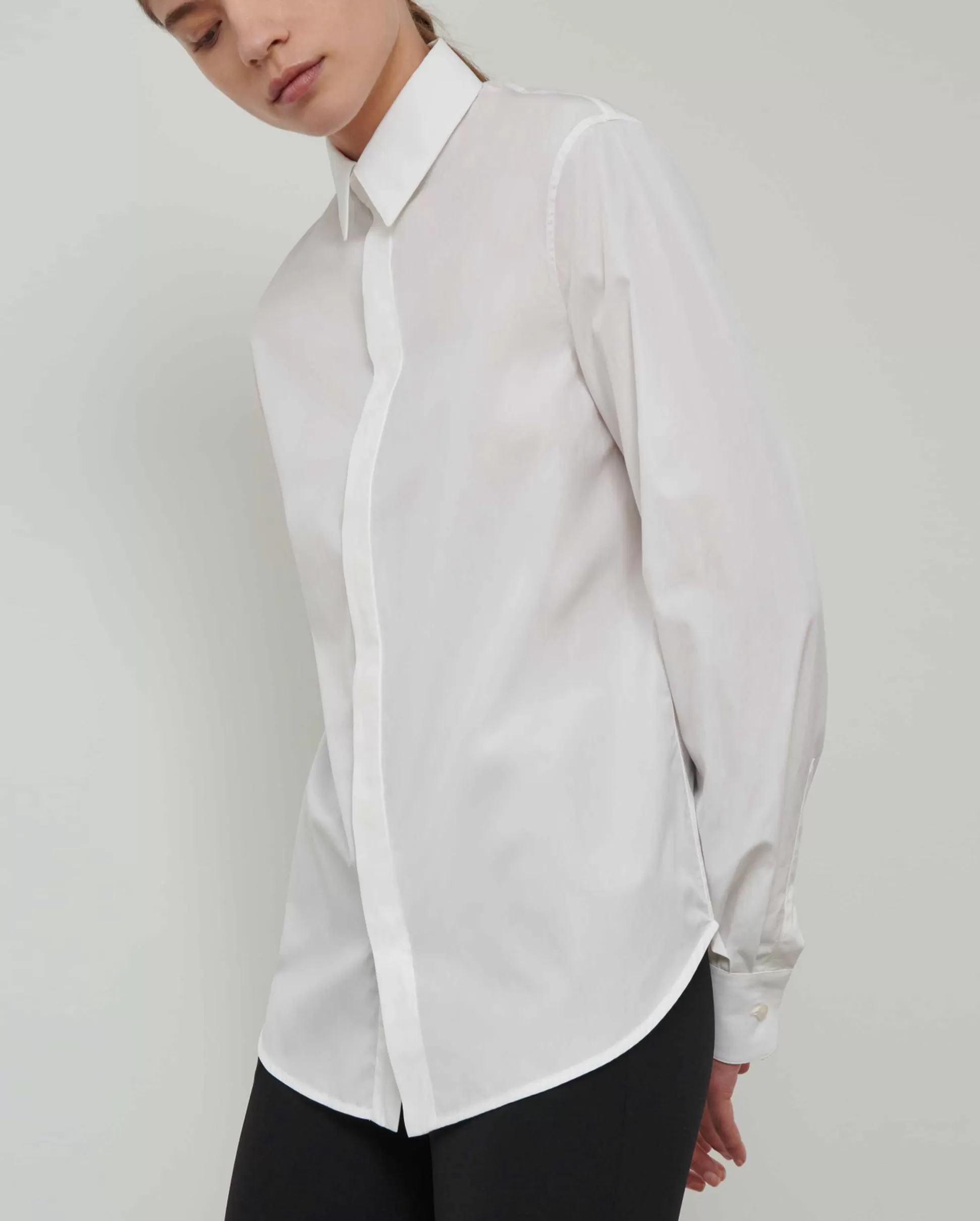 CLASSIC SHIRT / WHITE