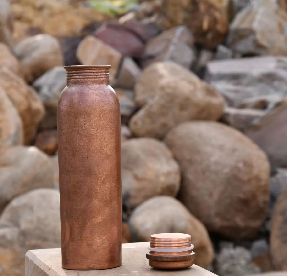 De Kulture Handamade Vintage Pure Copper Water Bottle With Cap, 2.75 x 10 Inches (DH)