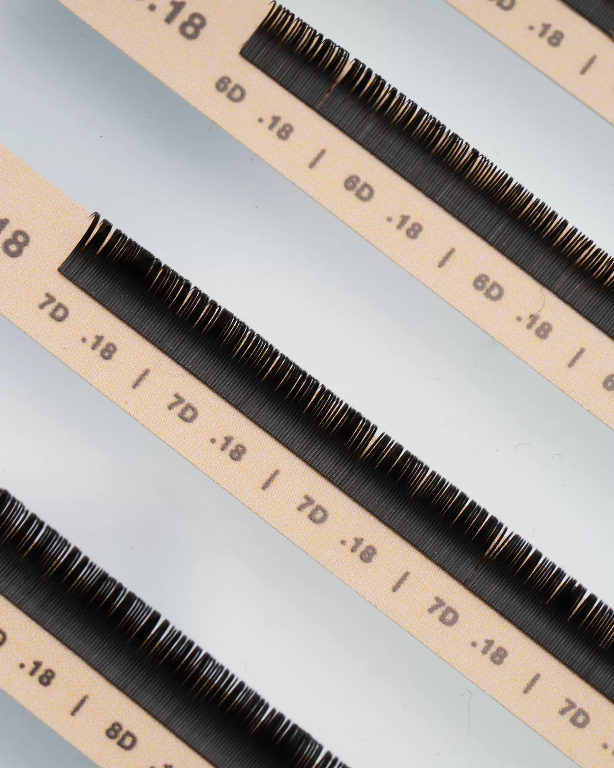 Flat Lashes (Single-Length Trays)