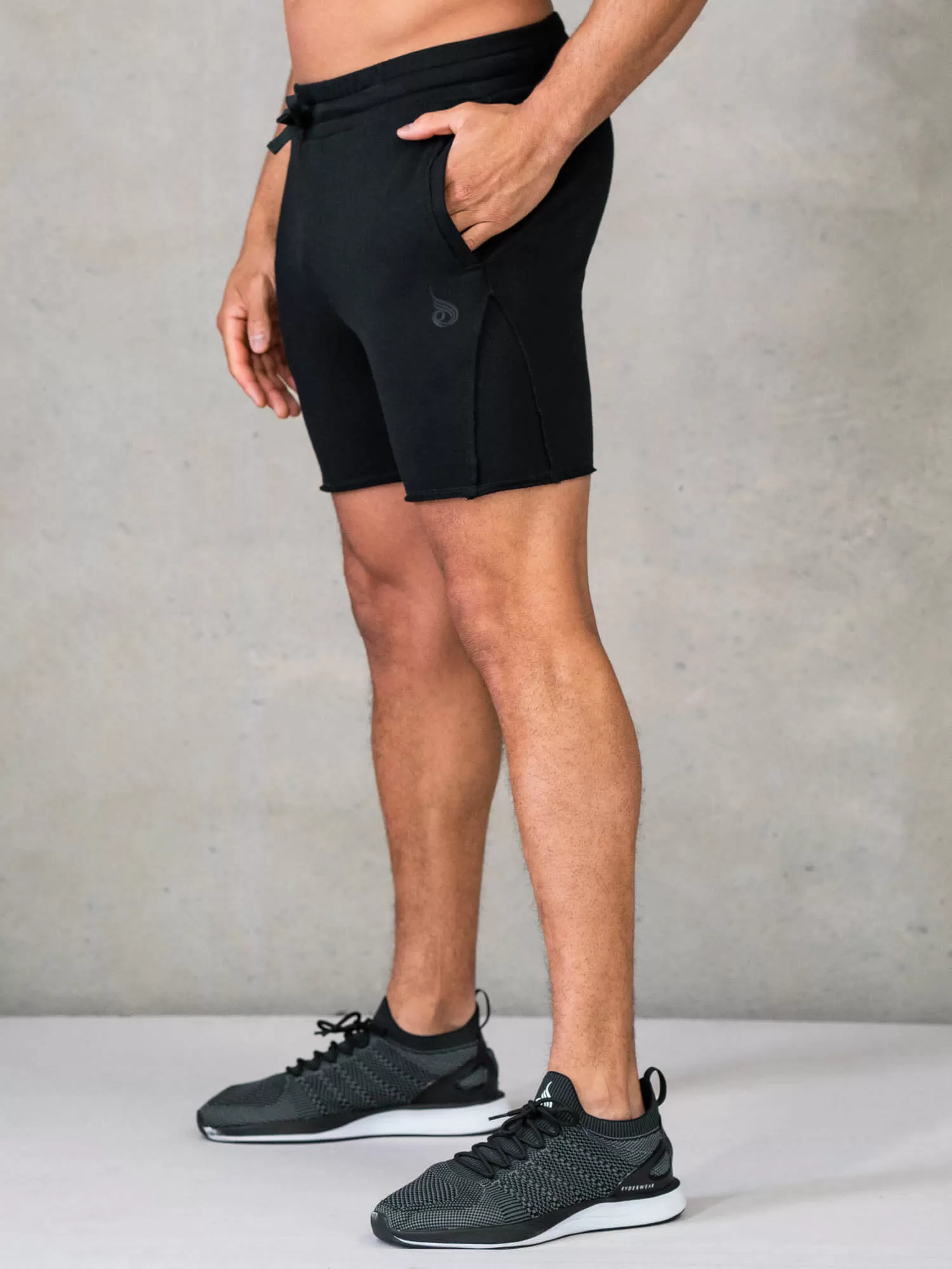 Force 6 Track Short - Black