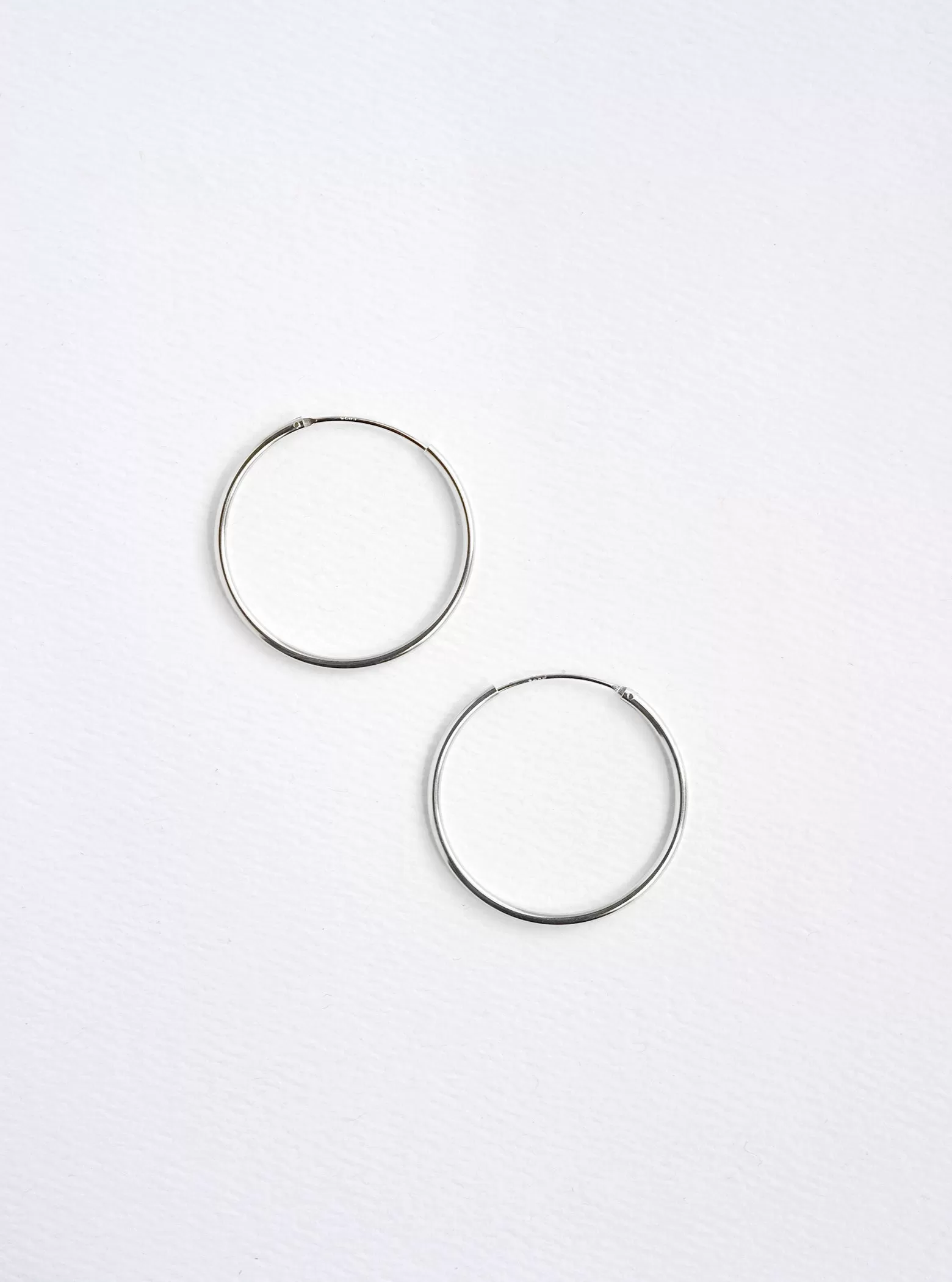 Lightweight Hoops