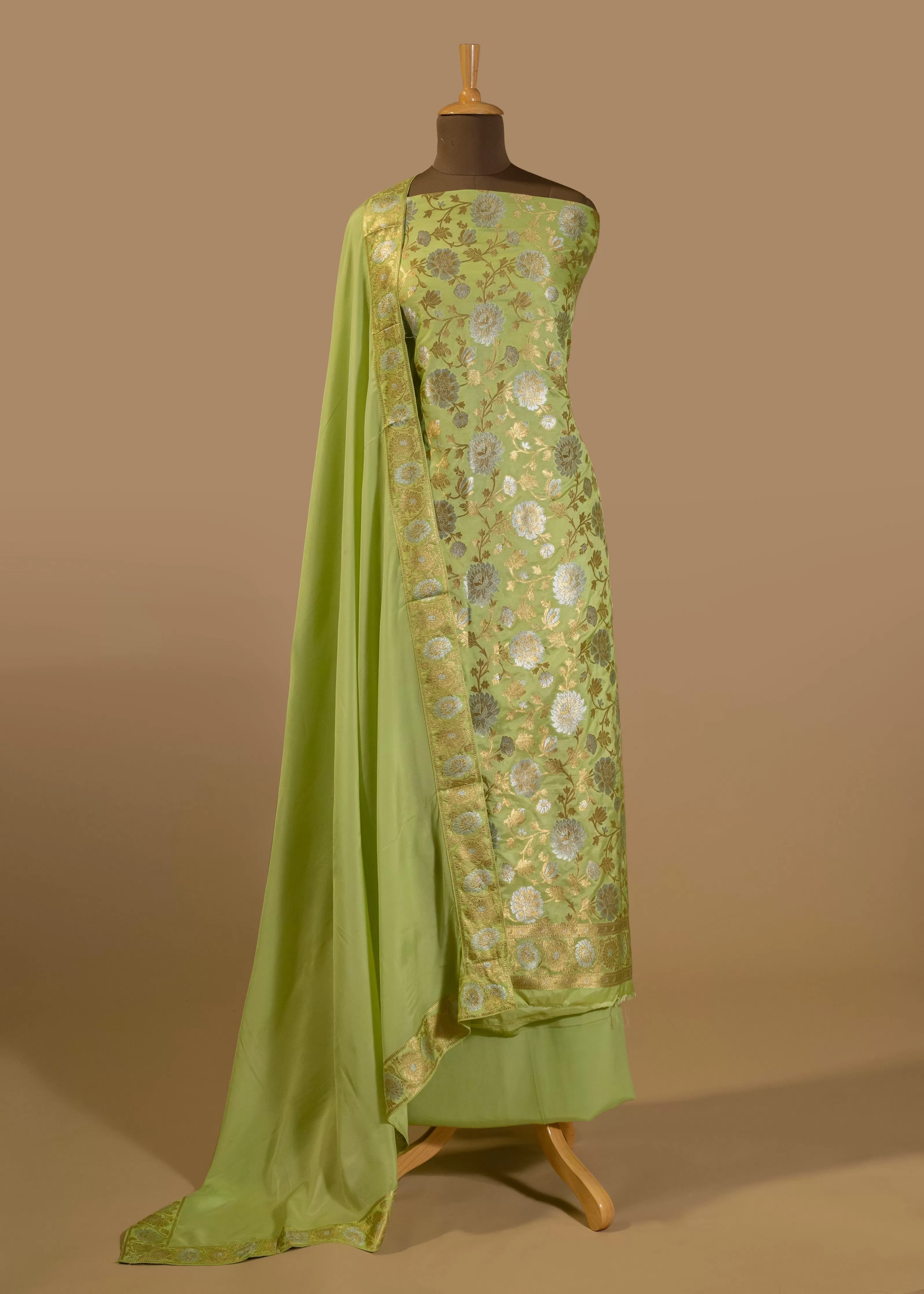 Luxurious  Banarasi Suit Dupatta for Special Occasions