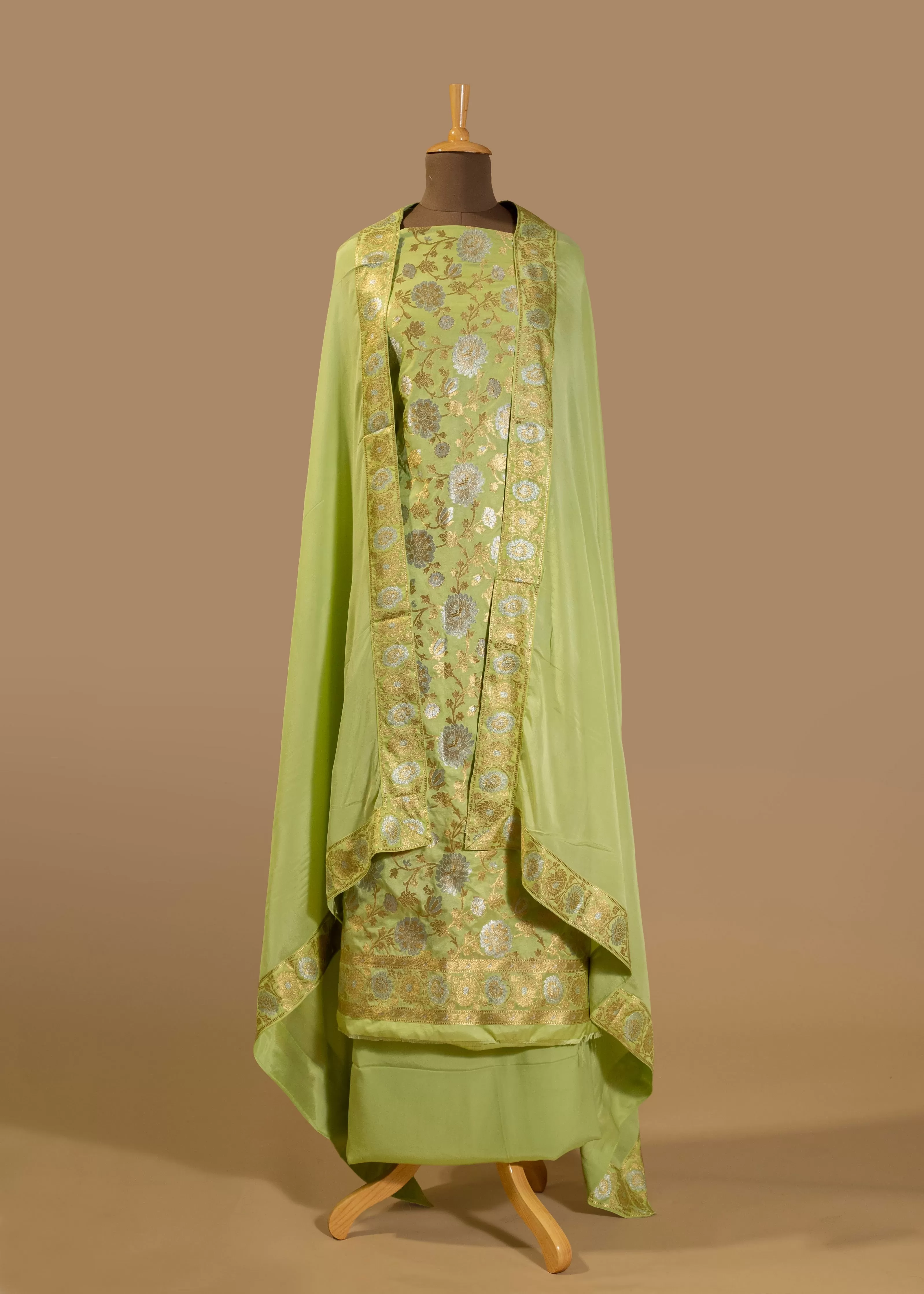 Luxurious  Banarasi Suit Dupatta for Special Occasions