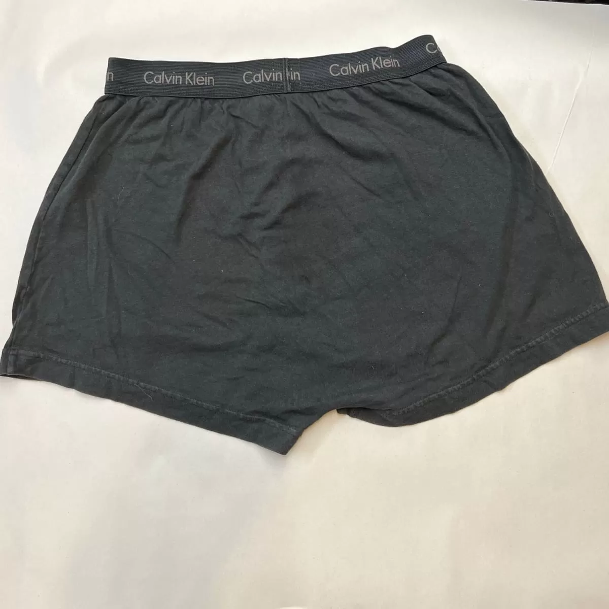 Men's  •Calvin Klein • Men's Cotton Classics Knit Boxer Shorts - Size Medium