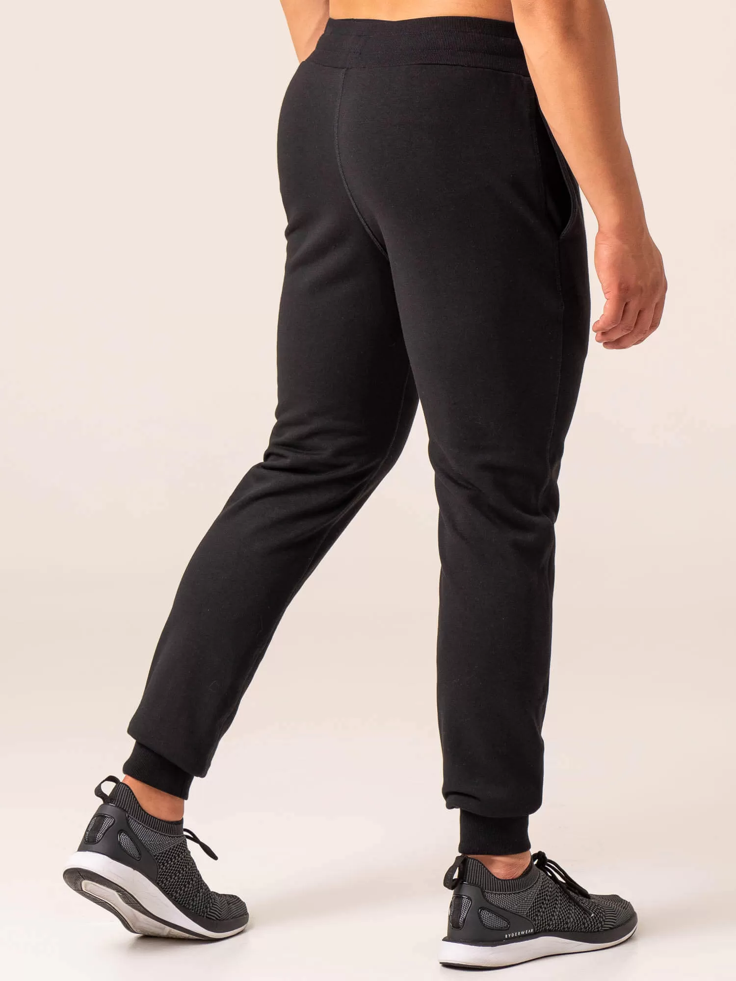 Terrain Track Pants - Black