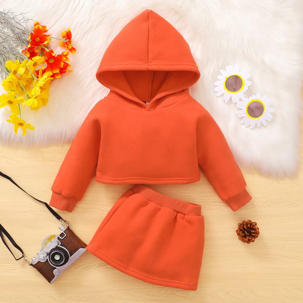 Two Sets of Autumn Long Sleeved Hooded Blouses and Short Skirts for Infants and Young Children